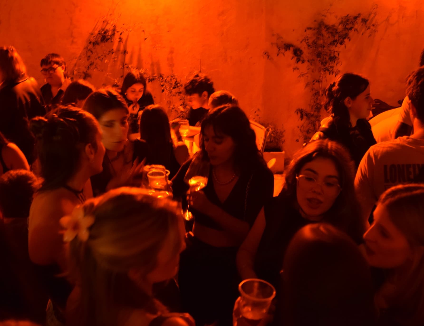 eterna 11.04 — mansalva bar